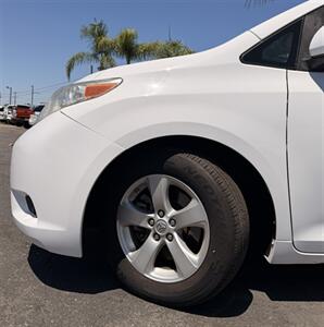 2015 Toyota Sienna LE 8-Passenger - Photo 29 - Bakersfield, CA 93305