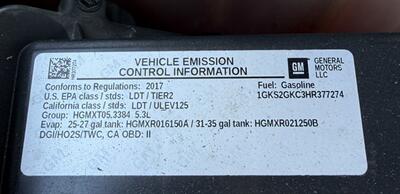 2017 GMC Yukon XL SLT   - Photo 36 - Bakersfield, CA 93305