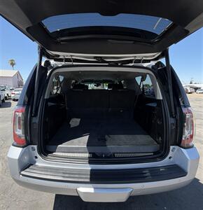 2017 GMC Yukon XL SLT   - Photo 14 - Bakersfield, CA 93305