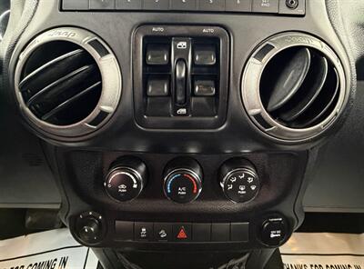 2014 Jeep Wrangler Unlimited Sport   - Photo 25 - Bakersfield, CA 93305