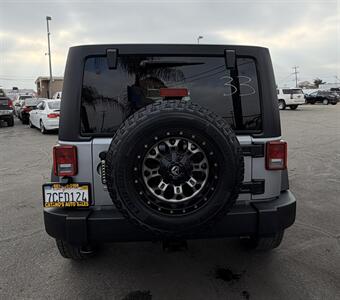 2014 Jeep Wrangler Unlimited Sport   - Photo 9 - Bakersfield, CA 93305