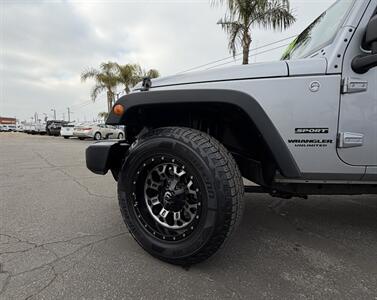 2014 Jeep Wrangler Unlimited Sport   - Photo 30 - Bakersfield, CA 93305