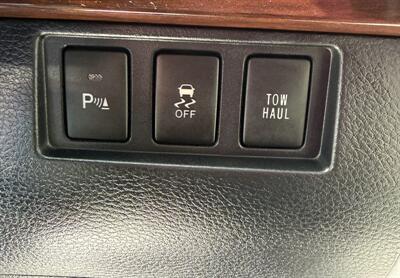 2014 Toyota Tundra Limited - Photo 27 - Bakersfield, CA 93301