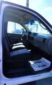 2008 Chevrolet Silverado 2500HD Work Truck Long Box 2WD   - Photo 8 - Bakersfield, CA 93305