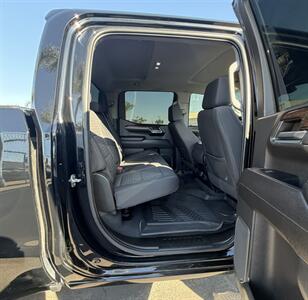 2023 GMC Sierra 1500 SLE - Photo 17 - Bakersfield, CA 93301