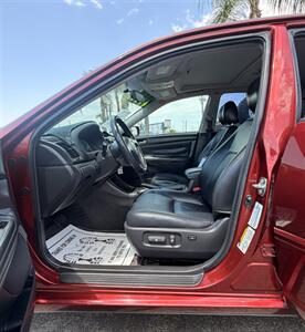 2004 Toyota Camry SE V6 - Photo 6 - Bakersfield, CA 93305