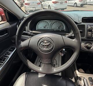 2004 Toyota Camry SE V6 - Photo 23 - Bakersfield, CA 93305