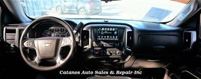 2017 Chevrolet Silverado 1500 Silverado 1500 LT: Crew Cab 2WD   - Photo 8 - Bakersfield, CA 93305