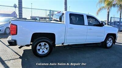 2017 Chevrolet Silverado 1500 Silverado 1500 LT: Crew Cab 2WD   - Photo 4 - Bakersfield, CA 93305