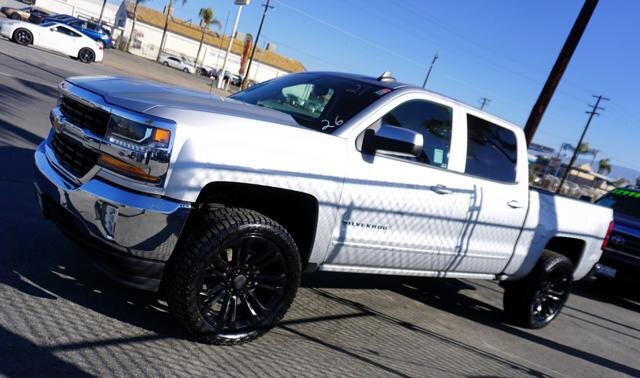2017 Chevrolet Silverado 1500 LT Crew Cab 2WD  