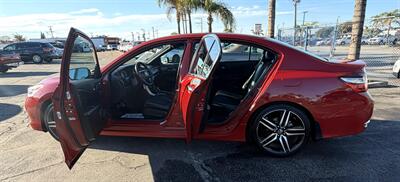 2017 Honda Accord Sport - Photo 5 - Bakersfield, CA 93301