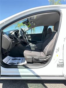 2018 Chevrolet Malibu LS   - Photo 6 - Bakersfield, CA 93301