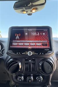 2017 Jeep Wrangler Rubicon - Photo 23 - Bakersfield, CA 93301