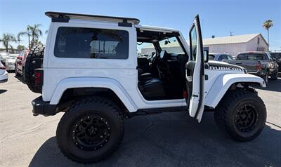 2017 Jeep Wrangler Rubicon - Photo 16 - Bakersfield, CA 93301