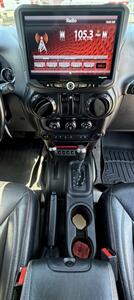 2017 Jeep Wrangler Rubicon - Photo 20 - Bakersfield, CA 93301