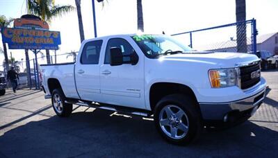 2011 GMC Sierra 2500HD SLT Crew Cab 4WD   - Photo 3 - Bakersfield, CA 93305