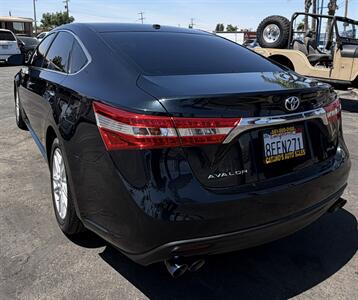 2015 Toyota Avalon XLE - Photo 8 - Bakersfield, CA 93301