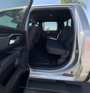 2025 RAM 1500 Big Horn - Photo 9 - Bakersfield, CA 93301
