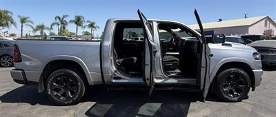 2025 RAM 1500 Big Horn - Photo 17 - Bakersfield, CA 93301