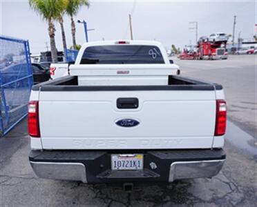 2014 Ford F-250 Super Duty XL SuperCab Long Bed 2WD   - Photo 4 - Bakersfield, CA 93305