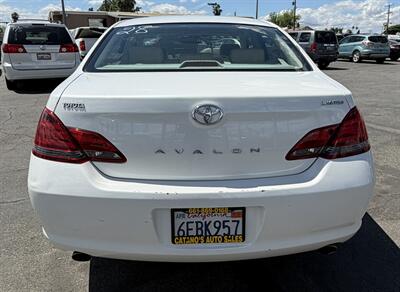 2008 Toyota Avalon Touring   - Photo 8 - Bakersfield, CA 93305