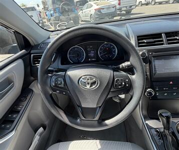 2017 Toyota Camry XSE - Photo 21 - Bakersfield, CA 93305