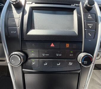 2017 Toyota Camry XSE - Photo 24 - Bakersfield, CA 93305