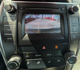 2017 Toyota Camry XSE - Photo 29 - Bakersfield, CA 93305