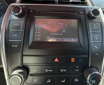2017 Toyota Camry XSE - Photo 25 - Bakersfield, CA 93305