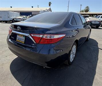 2017 Toyota Camry XSE - Photo 14 - Bakersfield, CA 93305