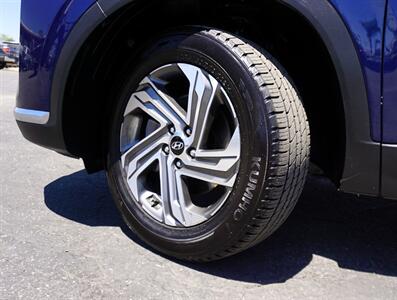 2022 Hyundai SANTA FE Essential   - Photo 18 - Bakersfield, CA 93305