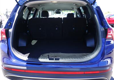 2022 Hyundai SANTA FE Essential   - Photo 11 - Bakersfield, CA 93305
