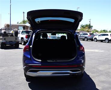 2022 Hyundai SANTA FE Essential   - Photo 10 - Bakersfield, CA 93305