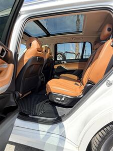 2022 BMW X7 xDrive40i   - Photo 7 - Bakersfield, CA 93301