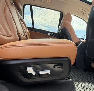2022 BMW X7 xDrive40i   - Photo 24 - Bakersfield, CA 93301