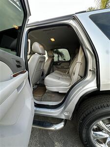 2014 Chevrolet Tahoe LT   - Photo 6 - Bakersfield, CA 93305