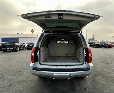 2014 Chevrolet Tahoe LT   - Photo 9 - Bakersfield, CA 93305