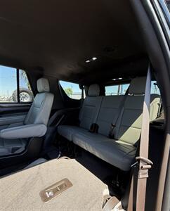 2021 Chevrolet Tahoe LT - Photo 11 - Bakersfield, CA 93301