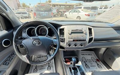 2011 Toyota Tacoma V6   - Photo 19 - Bakersfield, CA 93305