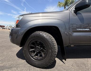 2011 Toyota Tacoma V6   - Photo 26 - Bakersfield, CA 93305
