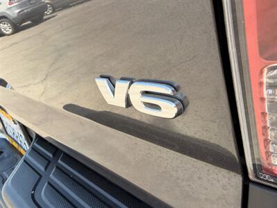 2011 Toyota Tacoma V6   - Photo 30 - Bakersfield, CA 93305