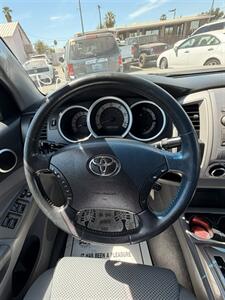 2011 Toyota Tacoma V6   - Photo 20 - Bakersfield, CA 93305