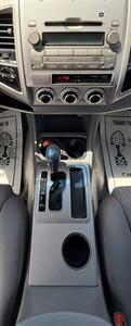 2011 Toyota Tacoma V6   - Photo 21 - Bakersfield, CA 93305
