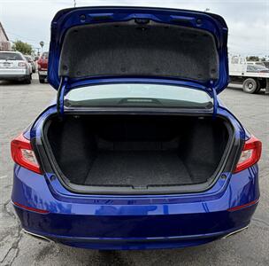 2018 Honda Accord Sport   - Photo 11 - Bakersfield, CA 93301