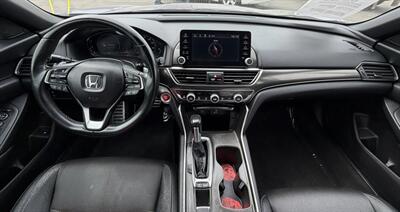2018 Honda Accord Sport   - Photo 17 - Bakersfield, CA 93301