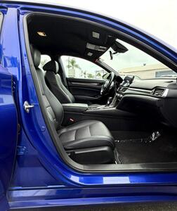 2018 Honda Accord Sport   - Photo 15 - Bakersfield, CA 93301