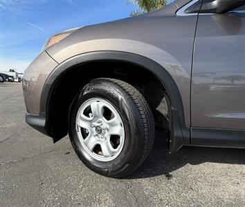 2014 Honda CR-V LX   - Photo 26 - Bakersfield, CA 93305
