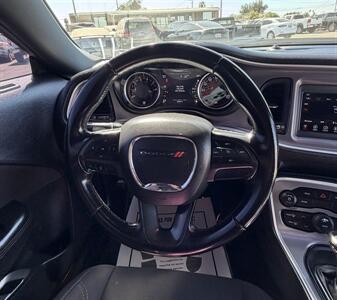 2019 Dodge Challenger SXT   - Photo 19 - Bakersfield, CA 93305