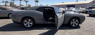 2019 Dodge Challenger SXT   - Photo 14 - Bakersfield, CA 93305