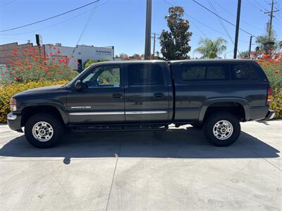2005 GMC Sierra 2500HD Work Truck   - Photo 6 - Bakersfield, CA 93305